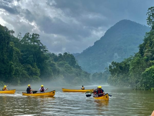 Canoeing-Kelani-River-Kitulgala-Adventure